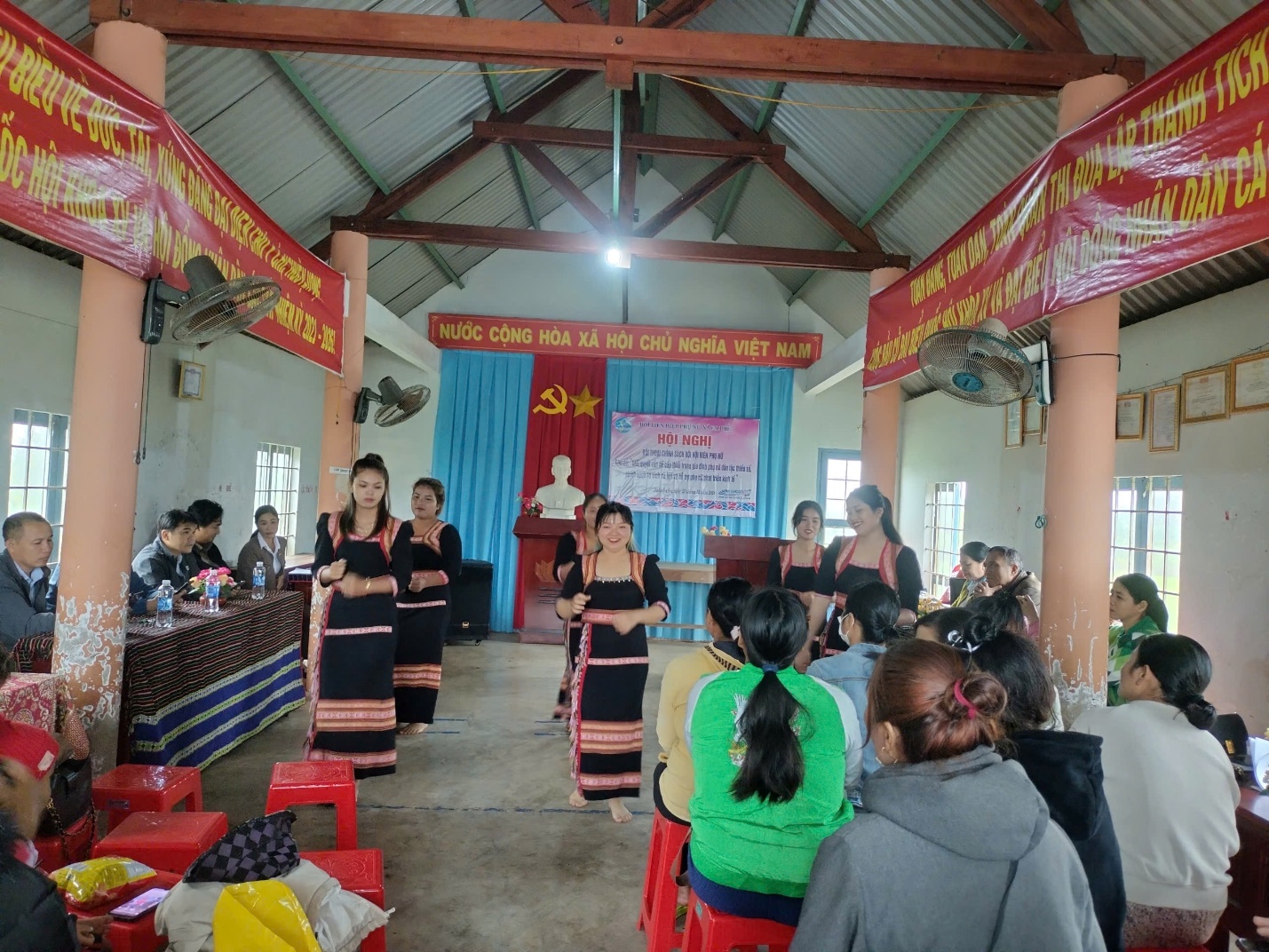 Hội nghị đối thoại với hội viên, phụ nữ tại Buôn Ea Su, xã Ea Phê, Krông Pắc